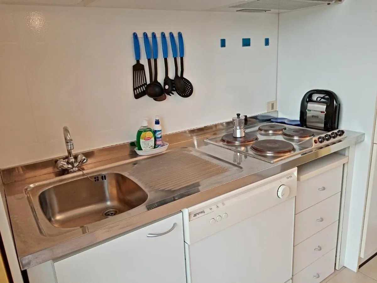 Casa Lugana 10 - Monolocale Con Piscina Direttamente A Lago Apartment Sirmione