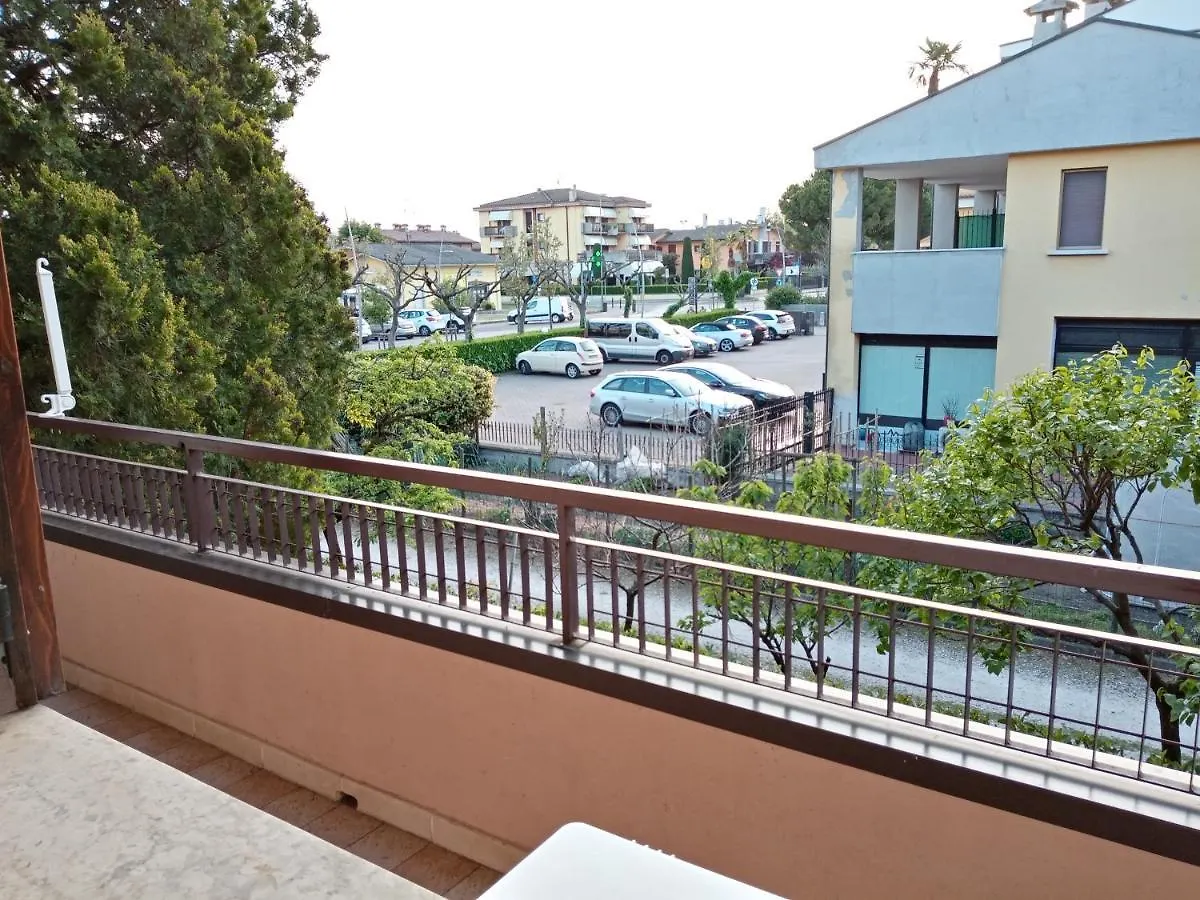 Casa Lugana 10 - Monolocale Con Piscina Direttamente A Lago Apartment Sirmione Italy