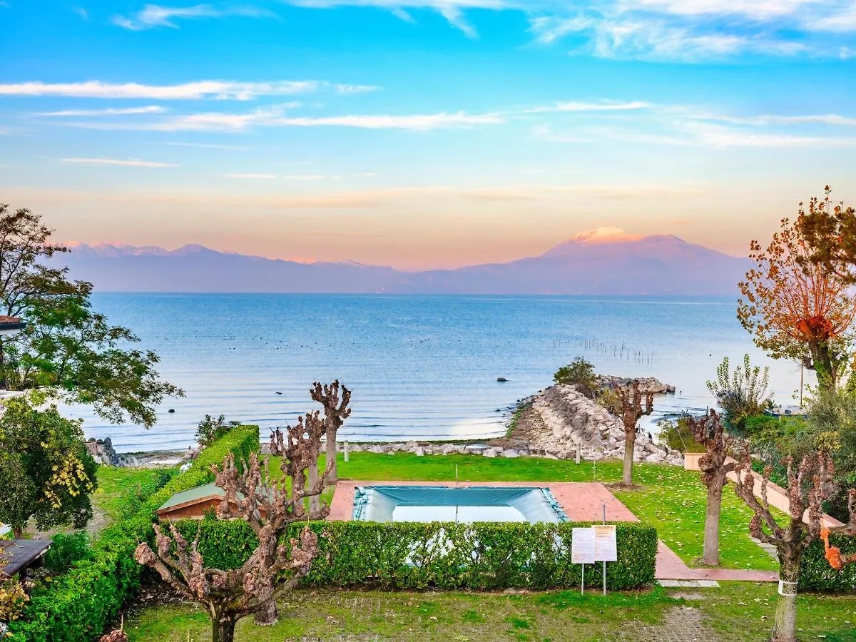 Casa Lugana 10 - Monolocale Con Piscina Direttamente A Lago Apartment Sirmione Italy